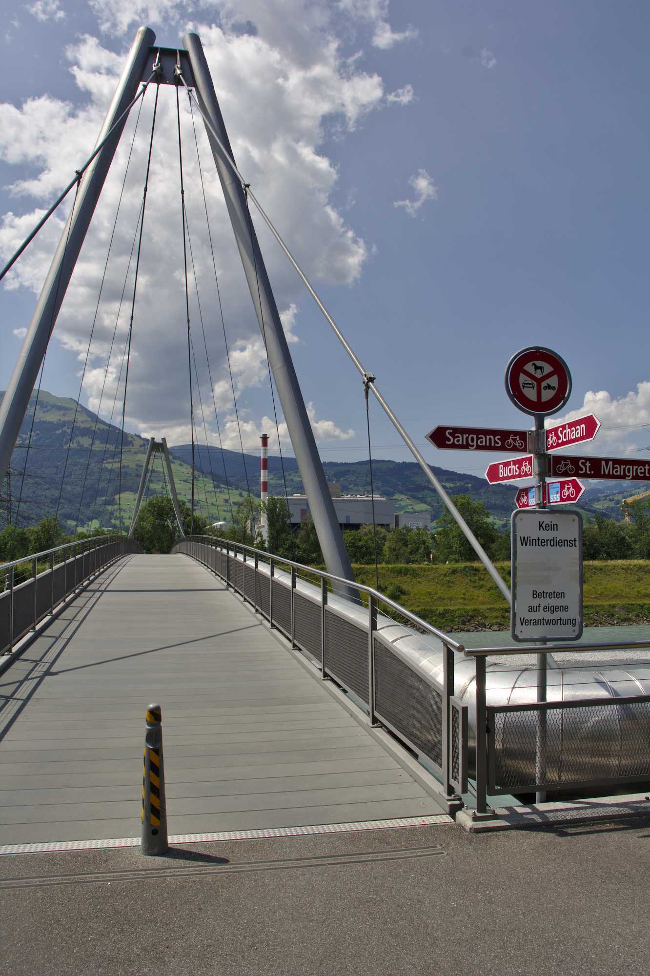 <p>Liechstenstein Swiss border</p>